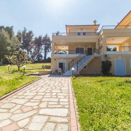 Kyrana Apartments Палиури Экстерьер фото