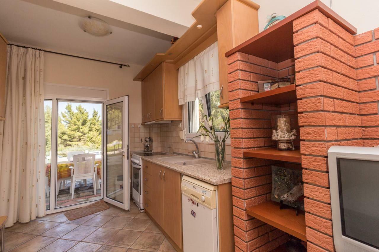 Kyrana Apartments Палиури Экстерьер фото